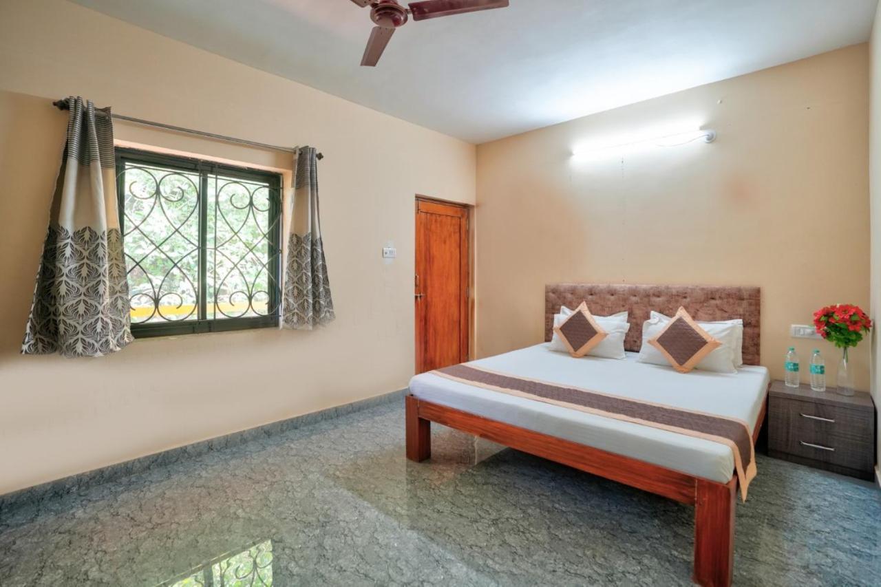 Golden Studio Apartment Goa Calangute Luaran gambar